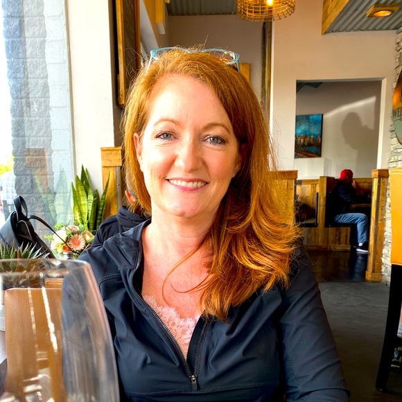 Meet your Posher, Clairol Gurl - Picture 1 of 1